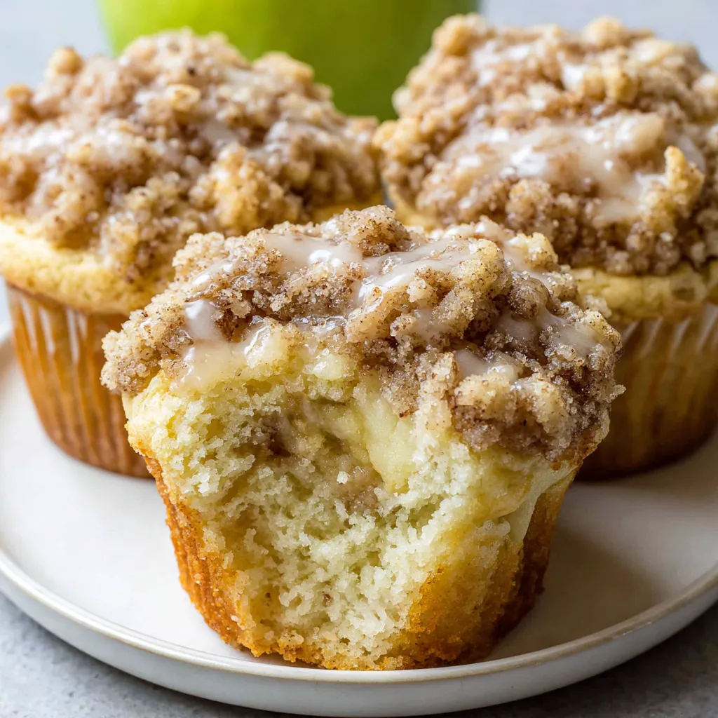 APPLE PUMPKIN STREUSEL MUFFINS