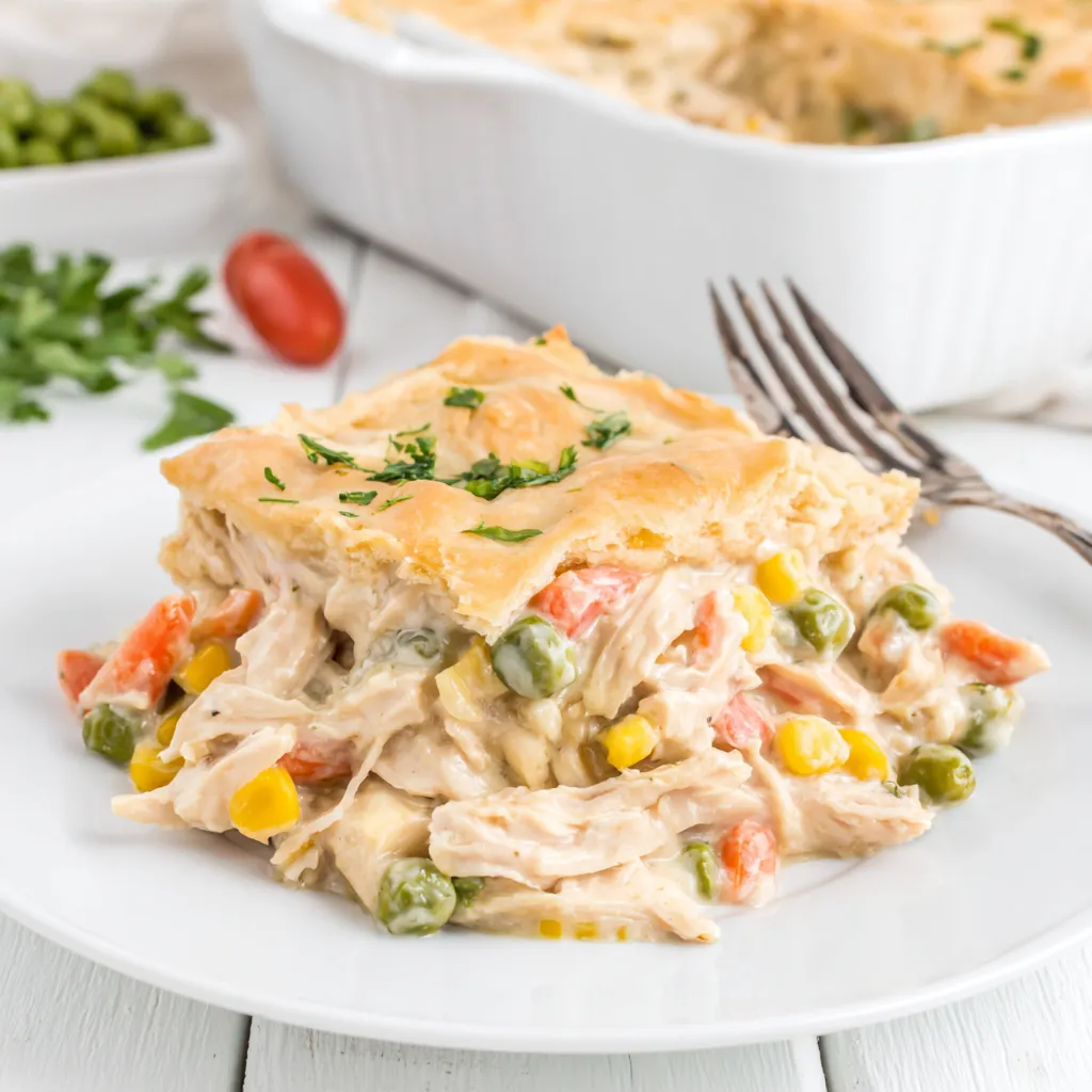 EASY CHICKEN POT PIE CASSEROLE