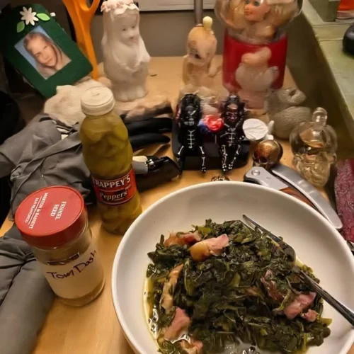 Collard Greens with Smoked Ham Hocks: The Ultimate Southern Comfort Classic 2 WhatsApp Image 2025 11 14 at 18.39.29 918e9588 - Collard Greens with Smoked Ham Hocks: The Ultimate Southern Comfort Classic