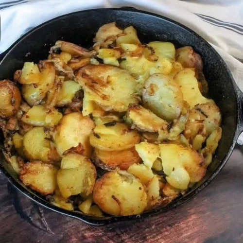Southern Fried Potatoes and Onions: Crispy, Golden, and Totally Addictive 2 WhatsApp Image 2025 11 17 at 11.21.07 f34ae341 - Southern Fried Potatoes and Onions: Crispy, Golden, and Totally Addictive