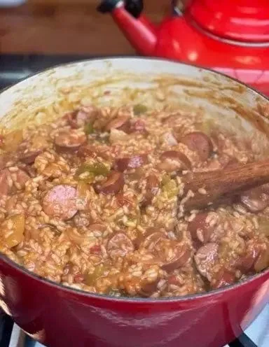 Easy Jambalaya Recipe That Everyone Will Love 2 WhatsApp Image 2025 12 09 at 18.27.52 91287a4e - Easy Jambalaya Recipe That Everyone Will Love